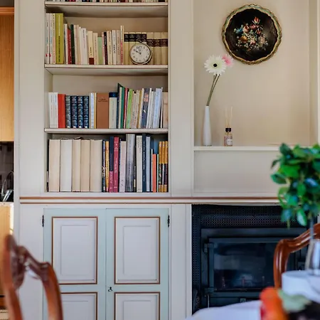 Regina, 4 Bedrooms And A Luxury Style Cappella