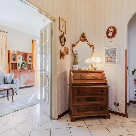 Villa Regina, 4 Bedrooms And A Luxury Style *