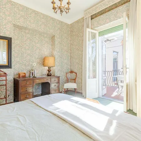 Regina, 4 Bedrooms And A Luxury Style Cappella