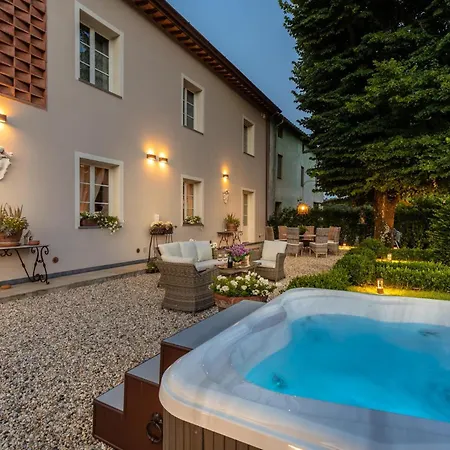 Regina, 4 Bedrooms And A Luxury Style Villa