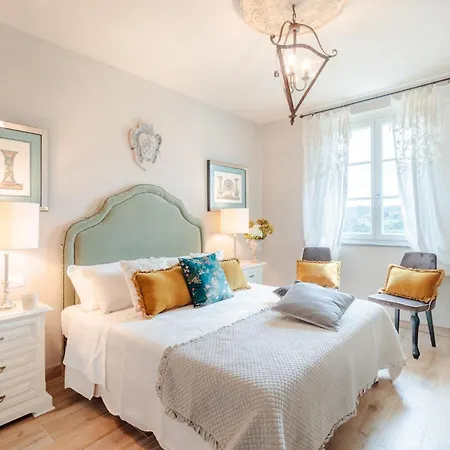 Regina, 4 Bedrooms And A Luxury Style Villa Cappella
