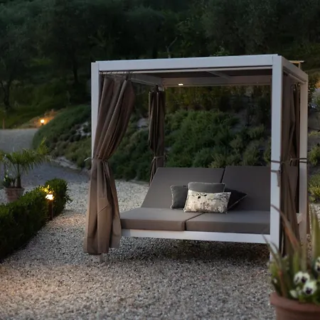 Regina, 4 Bedrooms And A Luxury Style