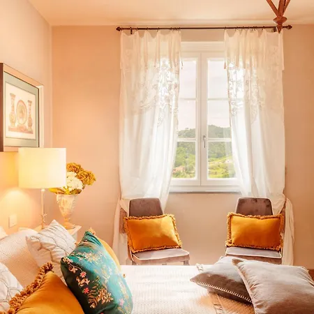 Regina, 4 Bedrooms And A Luxury Style Villa Cappella