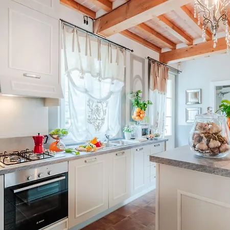Villa Regina, 4 Bedrooms And A Luxury Style